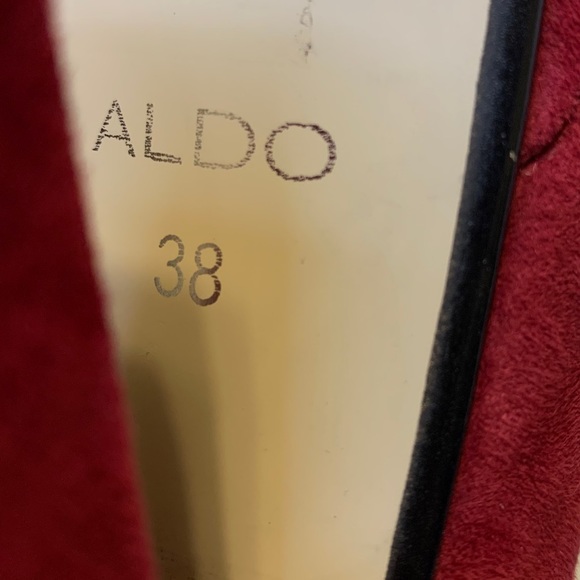 Aldo Burgundy Suede Platform Chunky Heels Pump - Picture 16 of 16